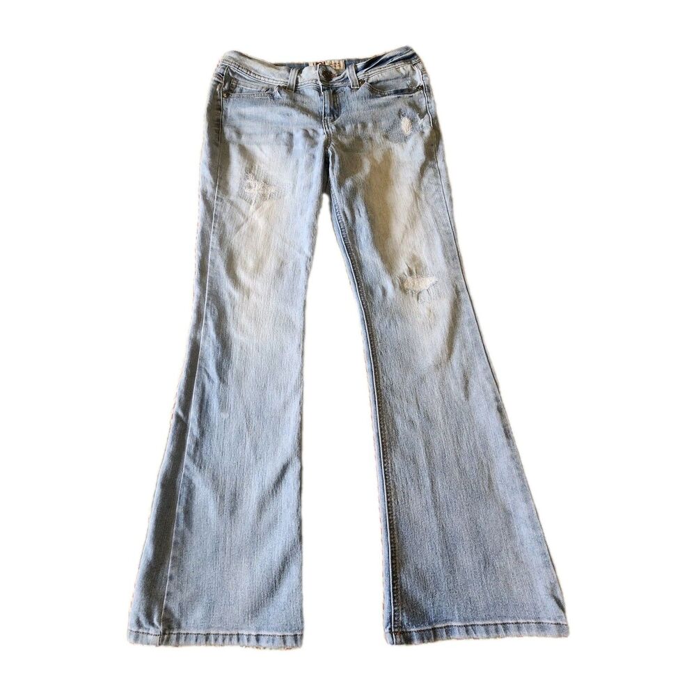 LEI Sophia Hipster Flare Sz 11 Blue Distressed Stretch Denim Vtg Y2K Light Wash